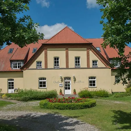 Апартаменты Ostsee-landhaus Рерик